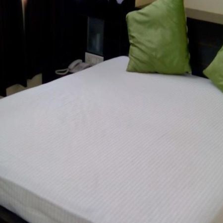 Hotel R K International Lucknow Luaran gambar